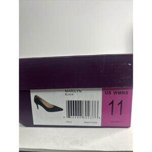 Gloria Vanderbilt “Marilyn” Women's 2 ½ inch Heel Pump (Washed Black Denim) NEW